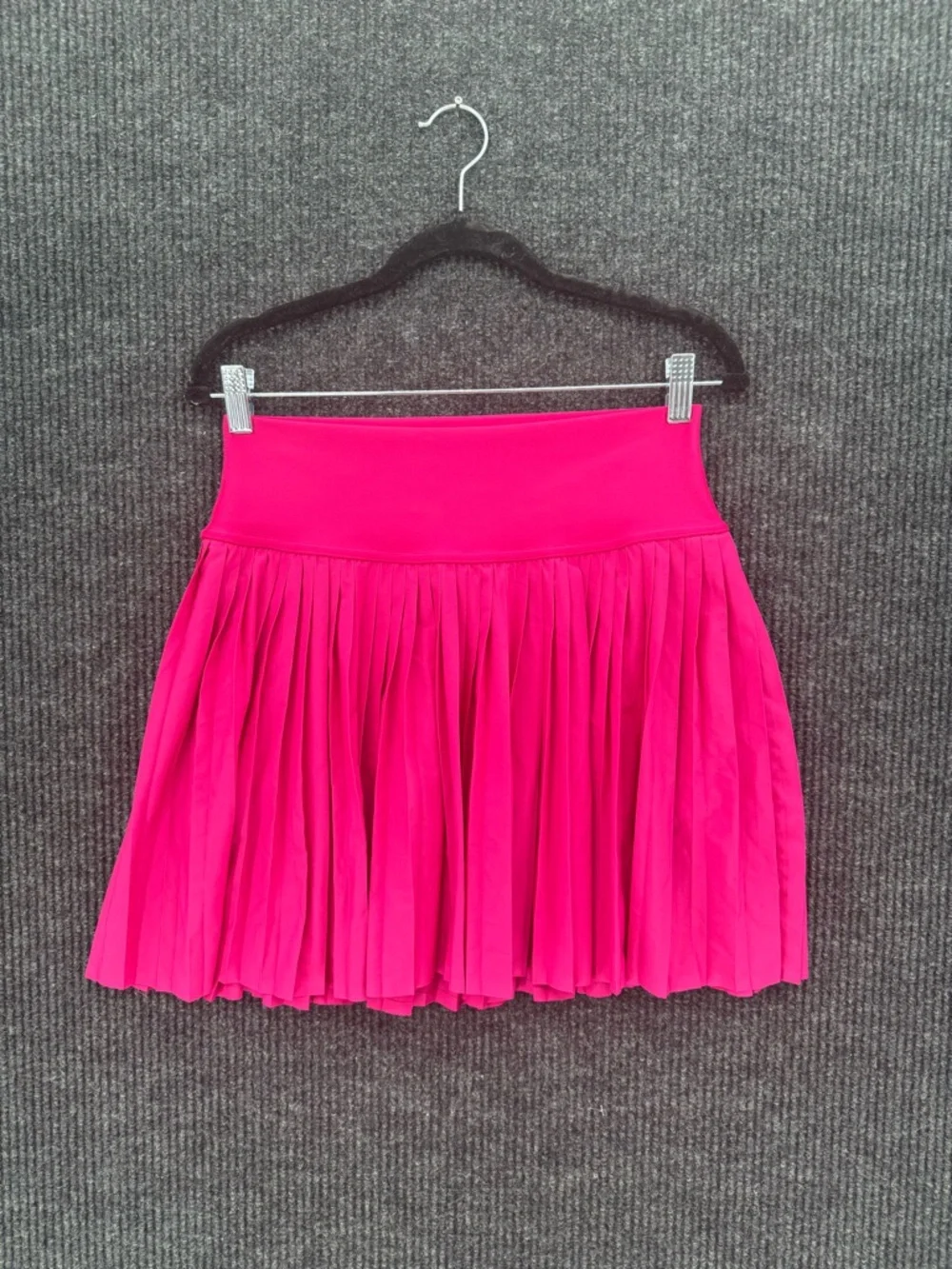 Alo Yoga Grand Slam Tennis Skirt - Magenta Crush Size Large